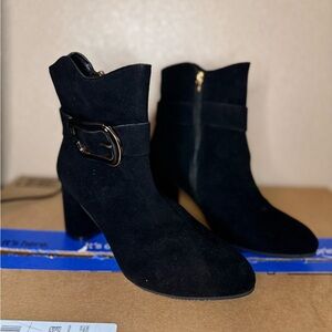 Women’s Black Ankle Boots Block Heel Buckle Zip EU 39